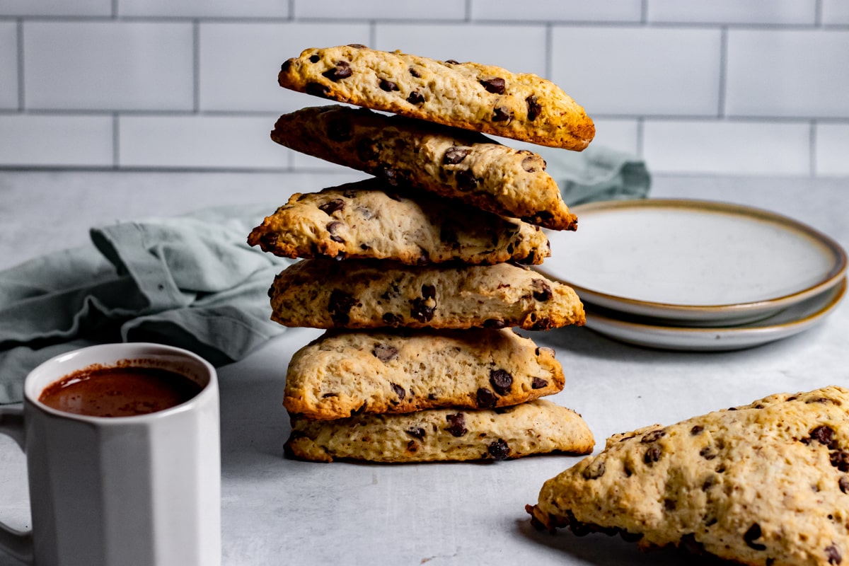 Vegan Chocolate Chip Scones - Vegan and Oil-free Recipes - ZardyPlants