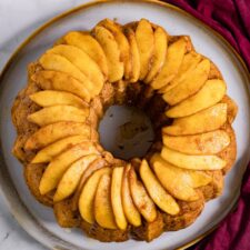 Vegan Apple Cake