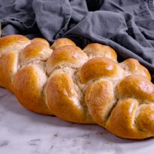 Vegan Challah (oil-free)