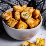 Oil free croutons in a bowl