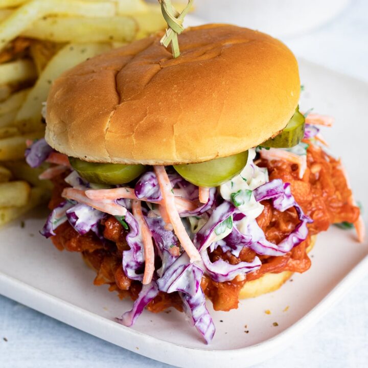 BBQ Jackfruit Sandwich with Vegan Coleslaw - ZardyPlants