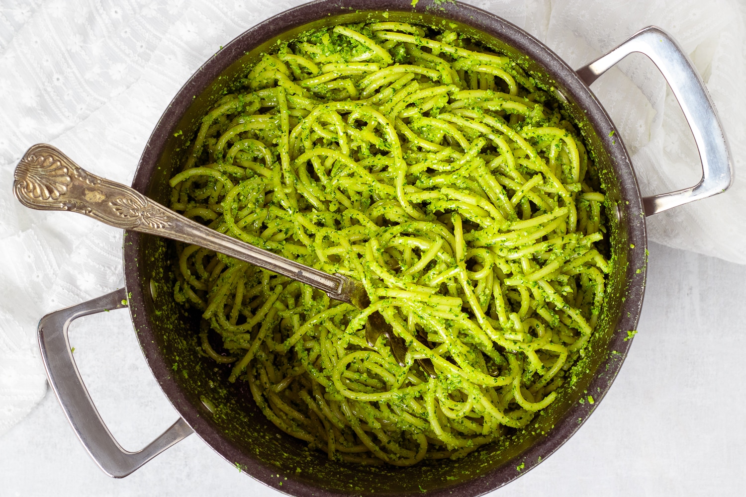 Vegan Cashew Pesto - Vegan and Oil-free Recipes - ZardyPlants