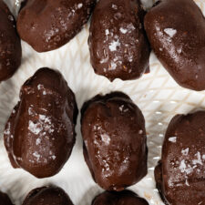 Vegan Snickers Bites